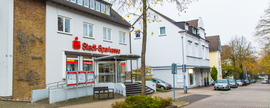 Das kleine Örtchen Gruiten in Haan ist ein Kleinod wie es im Buche steht. Die hier lebenden und arbeitenden Menschen sind aufgeschlossen, freundlich und Kundenorientiert. Hier gilt noch mehr als anderswo: Der Kunde ist König. Trotz einer überschaubaren G Das kleine Örtchen Gruiten in Haan ist ein Kleinod wie es im Buche steht. Die hier lebenden und arbeitenden Menschen sind aufgeschlossen, freundlich und Kundenorientiert. Hier gilt noch mehr als anderswo: Der Kunde ist König. Trotz einer überschaubaren G
